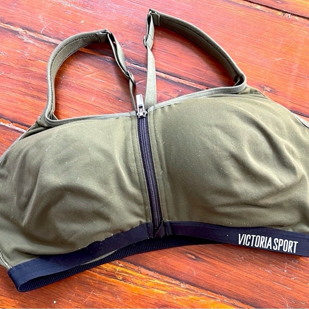 Victoria's Secret Sports Bra